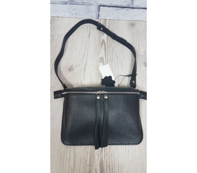 Сумка жіноча поясна "НЕКСТ" натуральна шкіра, чорна матова під рептилію