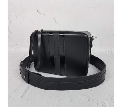 Сумка женская "КВАДРО" натуральная кожа, черная матовая с широким ремнем