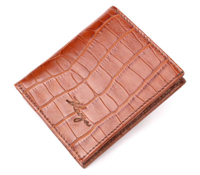 Надежный мужской кошелек из фактурной кожи под рептилию KARYA 21058 Коричневый