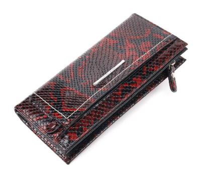 Лакований жіночий горизонтальний гаманець з натуральної шкіри під рептилію KARYA 21099