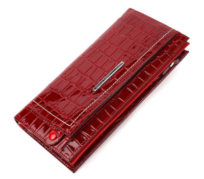 Лакований жіночий горизонтальний гаманець з натуральної шкіри під крокодила KARYA 21100