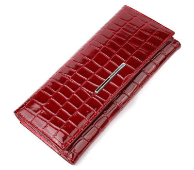Чудовий жіночий гаманець з натуральної лакованої шкіри з тисненням під крокодила KARYA 21127 Червоний