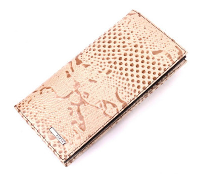 Вертикальный женский кошелек из натуральной фактурной кожи под змею KARYA 21016 Бежевый