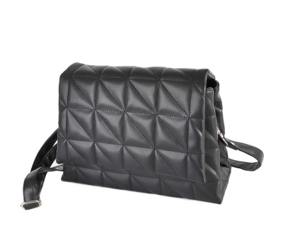 744 сумка чорна Lucherino