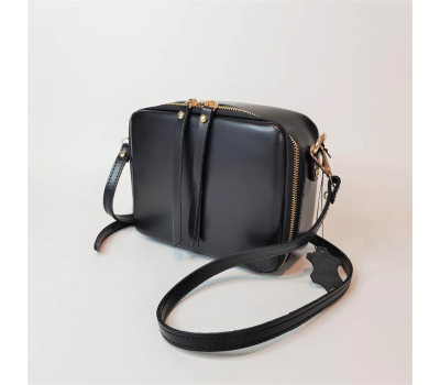 Сумка женская "КВАДРО" натуральная кожа, черная матовая