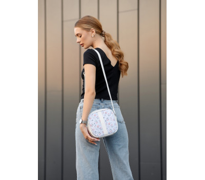 Женская сумка кроссбоди  Sambag Bale белая  с цветочным принтом