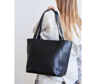 Жіноча сумка «Брітні» чорна WeLassie