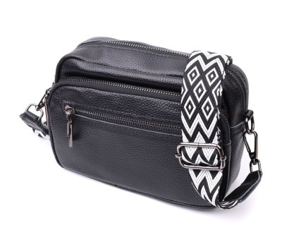 Сумка жіноча в класичному кольорі з накладною кишенею з натуральної шкіри Vintage 22640 Чорна