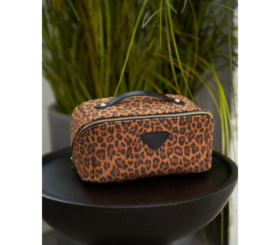 Кожаная женская косметичка «Паула» леопард WeLassie