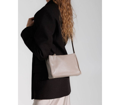 Шкіряна жіноча сумка «Бекі» бежева WeLassie