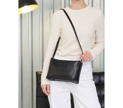 Шкіряна жіноча сумка «Бекі» чорна WeLassie
