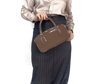 Сумка жіноча "Бріджит" натуральна лакована шкіра, коричневий колір, тофі