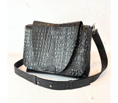 Сумка жіноча "Мішель" натуральна шкіра, чорна/ тиснення під крокодила