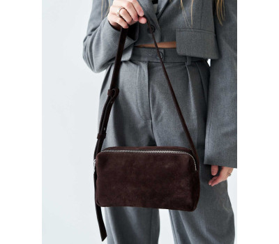 Замшева жіноча сумка «Feit» шоколадна WeLassie