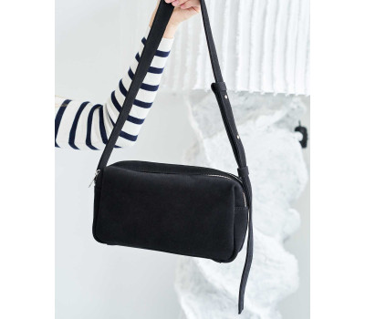 Замшева жіноча сумка «Feit» чорна WeLassie