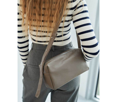 Шкіряна жіноча сумка «Feit» кавова WeLassie