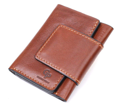 Невеликий гаманець з натуральної шкіри в три додавання GRANDE PELLE 11662 Коричневий