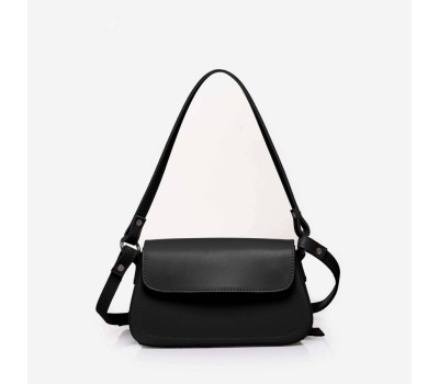 884 сумка чорна Lucherino