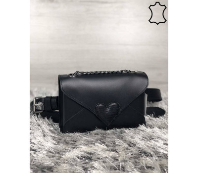 Шкіряна жіноча сумка-клатч Leya з чорного кольору з чорним сердечком WeLassie