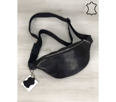 Жіноча шкіряна сумка Бананка чорного кольору WeLassie