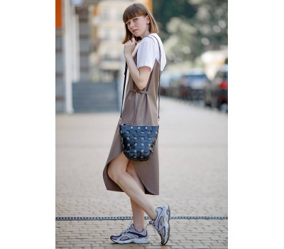 Шкіряна плетена жіноча сумка Пазл M чорна Krast - BN-BAG-32-g BlankNote