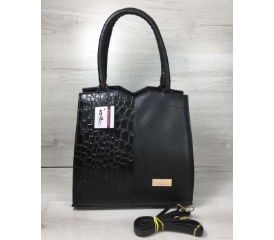 Класична жіноча сумка Трикутник чорного кольору з чорним лаковим крокодилом WeLassie