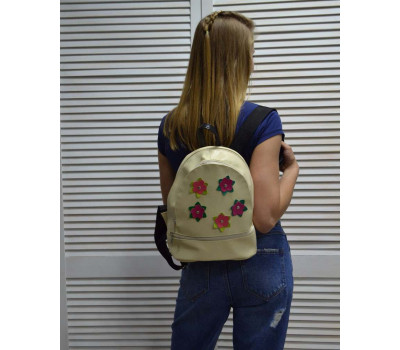 Рюкзак молодіжний «Квіточки» бежевого кольору WeLassie
